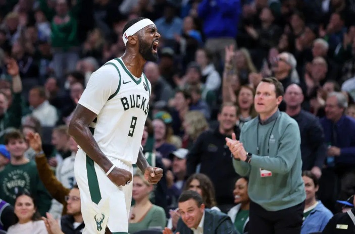 Milwaukee toma aire a costa de unos rendidos Jazz