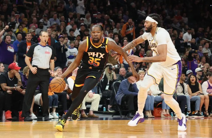 Phoenix marca territorio ante los Lakers