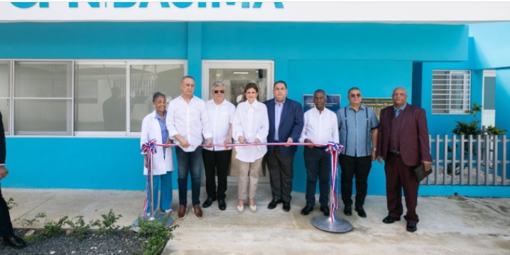 Raquel Peña entrega dos CPN para acercar servicios de salud en Villa Altagracia