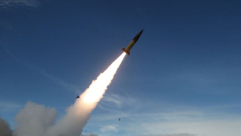 Rusia dice que Ucrania utilizó los misiles de largo alcance de EE.UU. contra su territorio