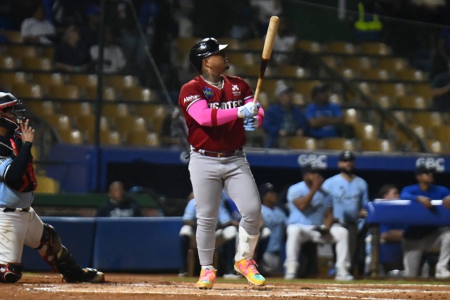 Yermín Mercedes dispara jonrón y doble; remolca tres en victoria de Gigantes del Cibao