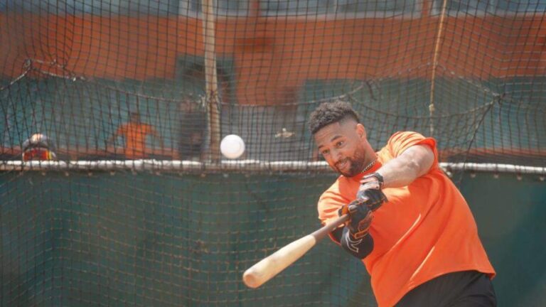 Gigantes del Cibao firman al agente libre Yermin Mercedes