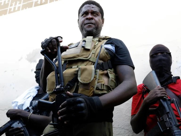 Reportaje- Barbecue declara la guerra total contra el gobierno de transición de Haití