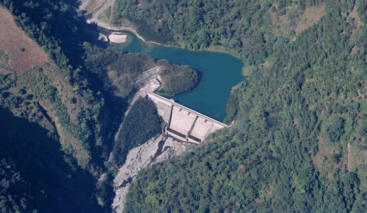 EGEHID iniciará vaciado de agua en presa de Aguacate; prohíbe uso de balnearios y actividades en río Nizao