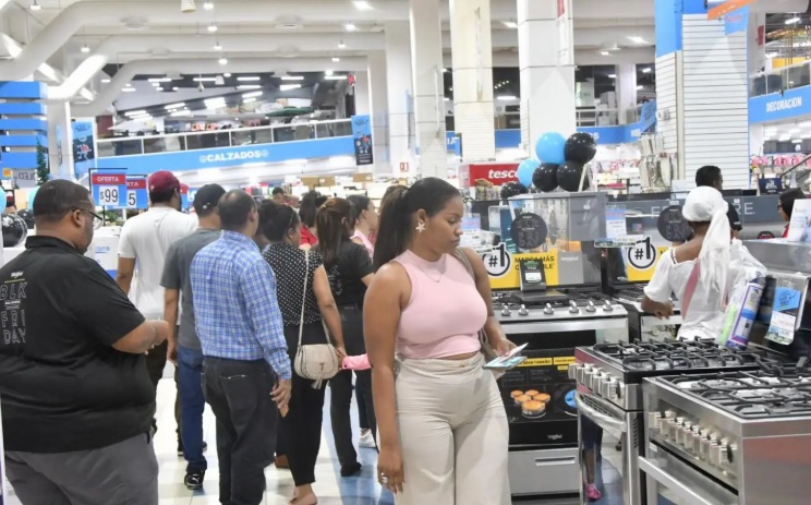 Arterias comerciales se activan por el viernes negro y ofrecen sus mejores ofertas