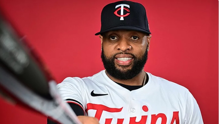 Carlos Santana firma por una temporada y 12 millones con los Guardianes de Cleveland