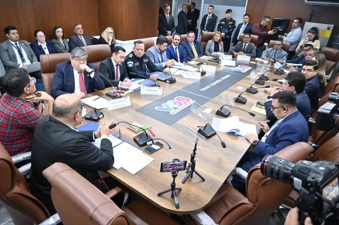 Ministro de Gobernación de Guatemala asegura las nueve toneladas de cocaína fueron empacadas en puerto dominicano