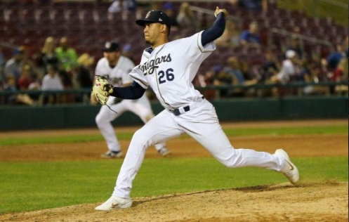 Gigantes del Cibao anuncian la contratación de Kenny Hernández