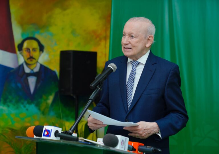 Video- LOS QUE HICIERON TARJETAS NAVIDEÑAS GANARÁN US$30 MILLONES