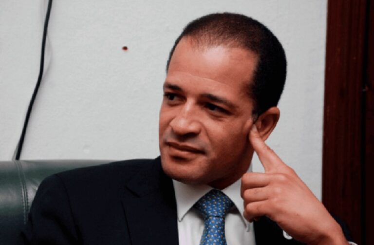 Ofician misa por noveno aniversario del asesinato de Juan de los Santos