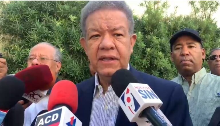 Leonel Fernández se une al duelo de la Iglesia Católica y del mundo por fallecimiento del papa Francisco “un líder espiritual excepcional”