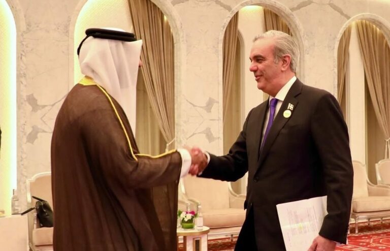 Presidente Luis Abinader se reúne con CEO de IRTH Capital, Fondo Privado de Inversiones