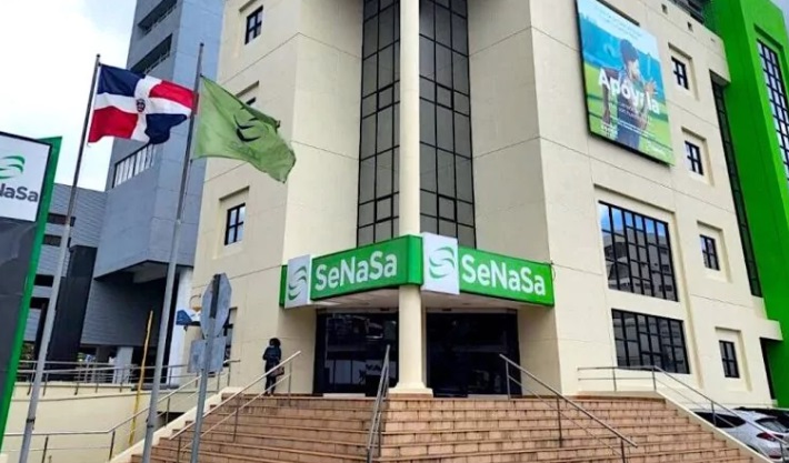 REPORTAJE- Autoridades de Senasa defienden sus logros, no responden sobre el déficit de RD$5,000 MM