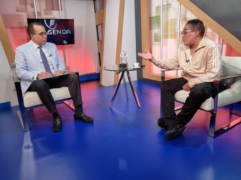 Kinito y Héctor en Estudios JYH