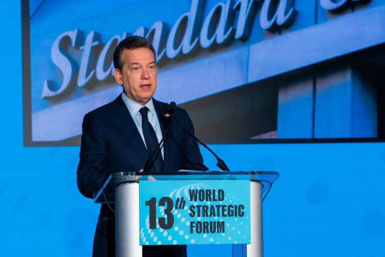 Ministro Bisonó promueve en Miami a República Dominicana como un destino confiable para la inversión global