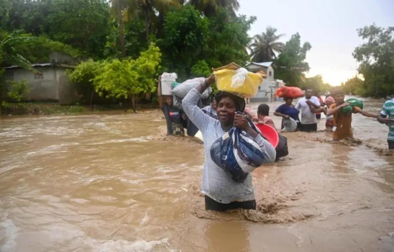 Inundaciones por lluvias en Haití han cobrado al menos seis vidas