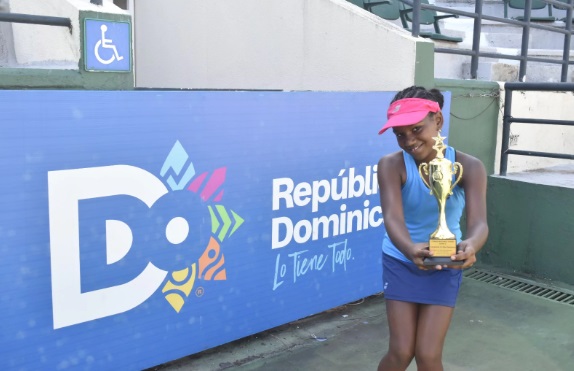 93 tenistas participaron en el I Torneo Nacional Juvenil Grado 1, de Fedotenis