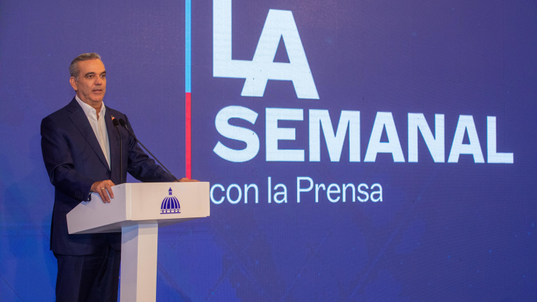 Abinader propone un aumento salarial no menor al 20%
