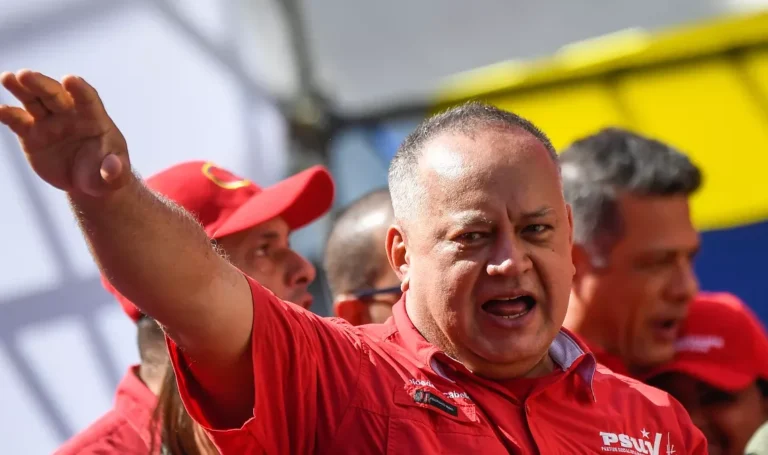 “Le daremos el recibimiento que merece cualquier invasor” amenaza Diosdado Cabello a expresidentes