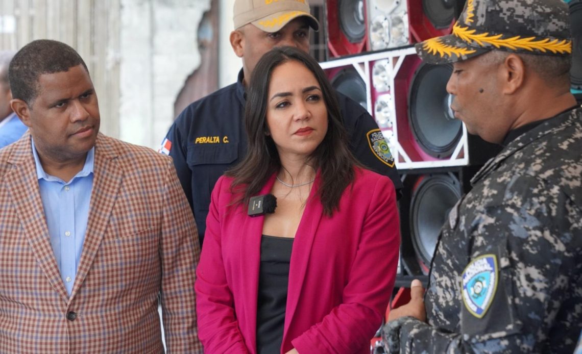 agradece a obispo de la Altagracia por apoyar medidas de Interior para controlar el ruido y promover la paz