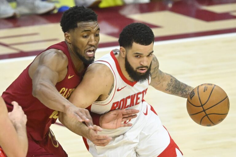 Houston le toma la medida a los Cavaliers