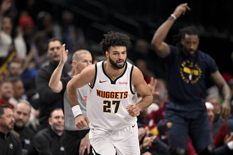 Jamal Murray arruina el regreso de Kyrie Irving
