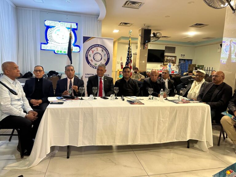 Kelvin Cruz y Jesús (Chú) Vásquez coordinan acciones con el liderazgo deportivo de Nueva York