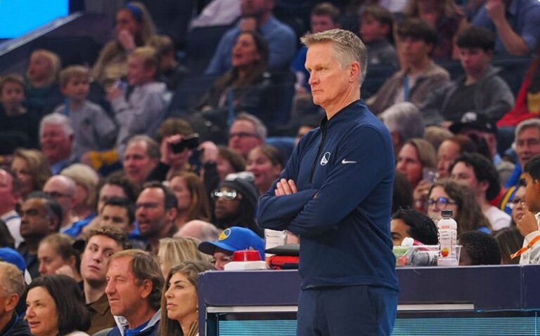 Kerr cree que los Warriors sufren una «crisis de confianza»