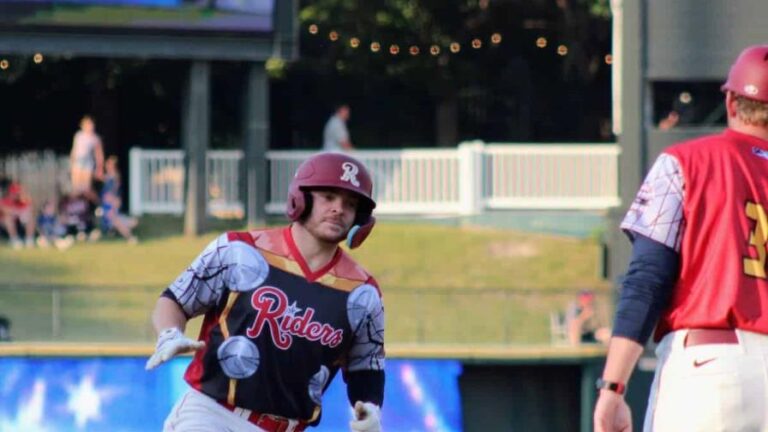 Leones del Escogido anuncian al receptor Matt Whatley