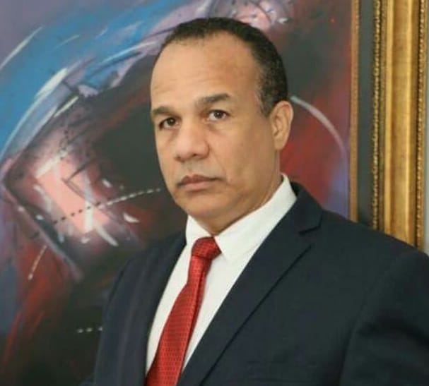 Dirigente peledeísta considera Gobierno da palos a ciega en el sector energético