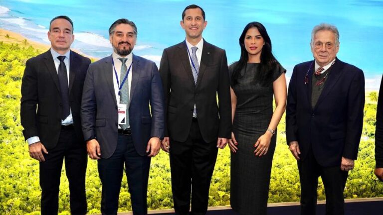 CEPM presenta en Fitur la ampliación de su planta solar Punta Cana 11