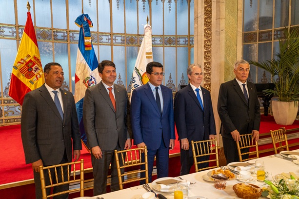 RD logra en FITUR inversiones por más 6.7 mil millones de dólares