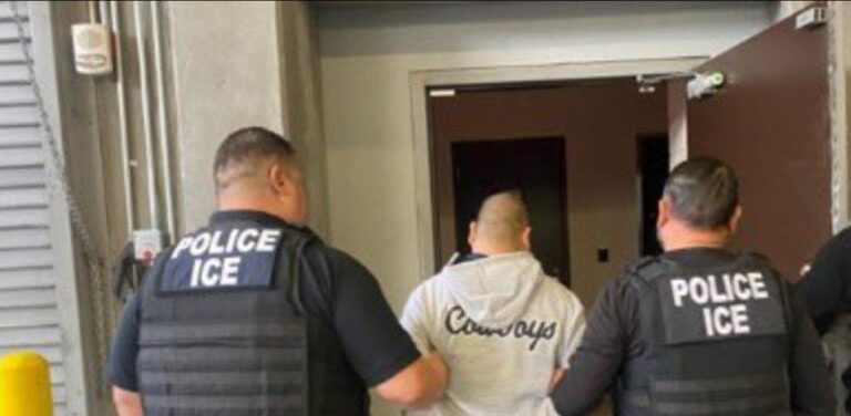 Secretaria de Seguridad Nacional dirige las primeras redadas de inmigrantes en Nueva York