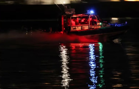 Suben a 30 los muertos tras estrellarse avión con helicóptero en Washington, según fuentes