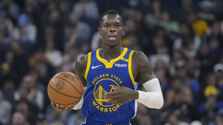 Schroder anota 23 puntos y Warriors carentes de Curry doblegan a Jazz