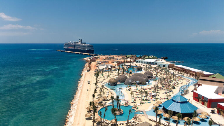 Dominicanos o haitianos? tres encapuchados asaltan empresa en puerto Cabo Rojo y se llevan más de siete millones de pesos