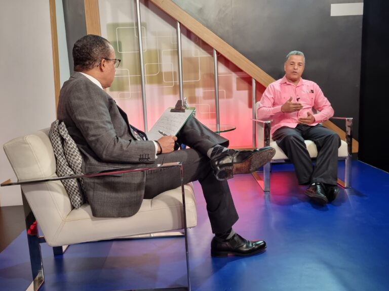 Video- Lamenta falta de medios eficaces para informar a la población sobre terremoto o maremoto