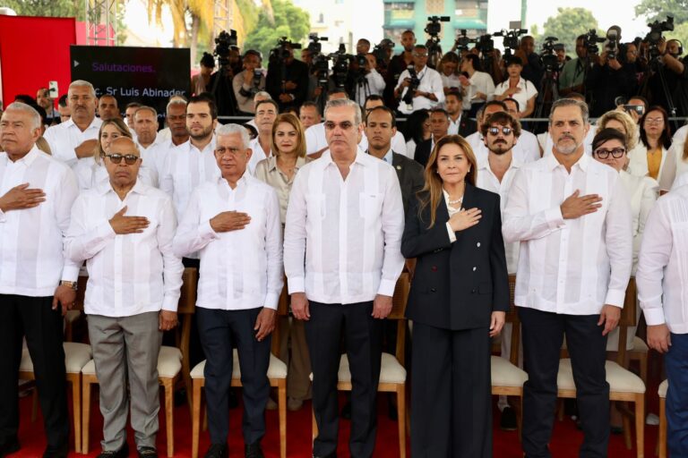 Presidente Luis Abinader presenta Plan Integrado de Santo Domingo para coordinar y ordenar el desarrollo urbano de la ciudad