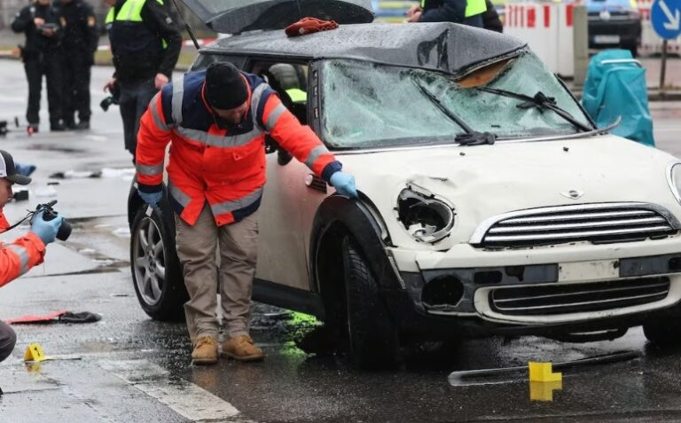 Mueren madre e hija tras atropello masivo en Múnich