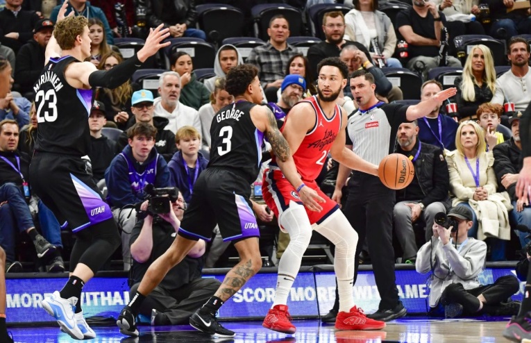 Ben Simmons impresiona en su debut con los Clippers