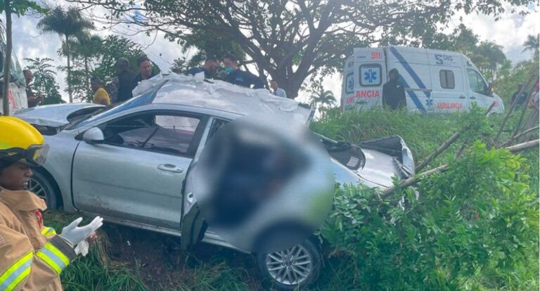 Cuatro personas fallecen en un accidente de tránsito en la provincia La Altagracia