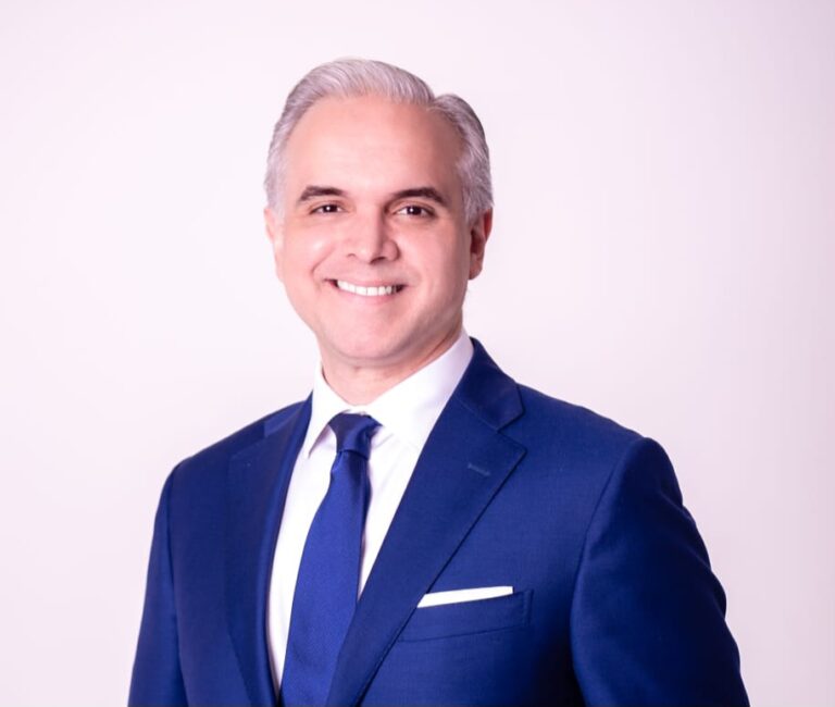 Luis Miguel De Camps es designado nuevo Ministro de Educación