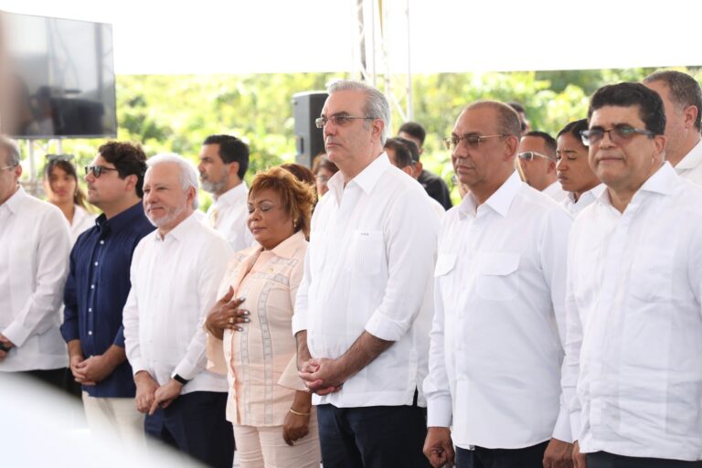 Abinader inaugura tramo II de la Avenida La Ecológica, obra número 587 entregada por Ministerio de Obras Públicas de 755 planificadas