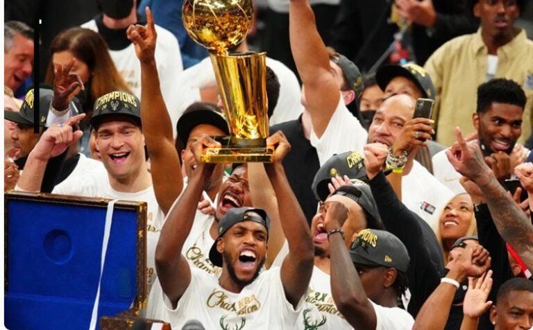 Khris Middleton, agradecido con los Bucks en su despedida