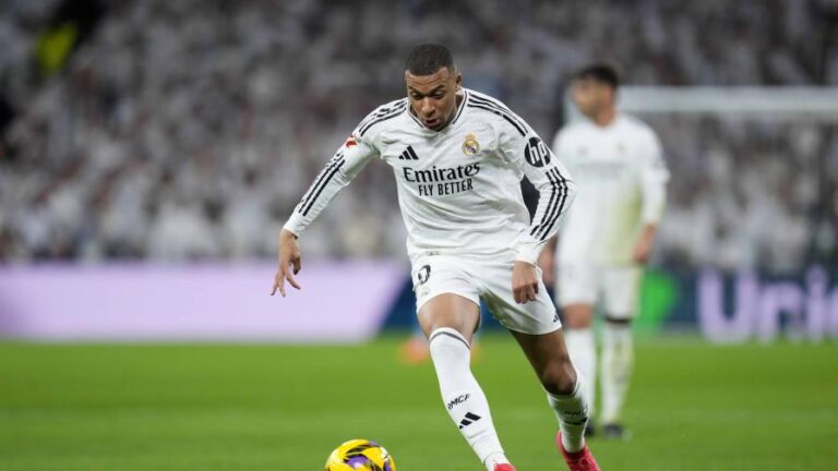 Mbappé marca el tanto de la igualada del Real Madrid 1-1 ante el Atlético de Madrid