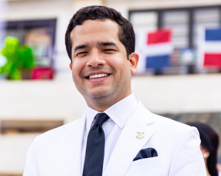 Omar Fernández es bien valorado por 75% de dominicanos, según Gallup