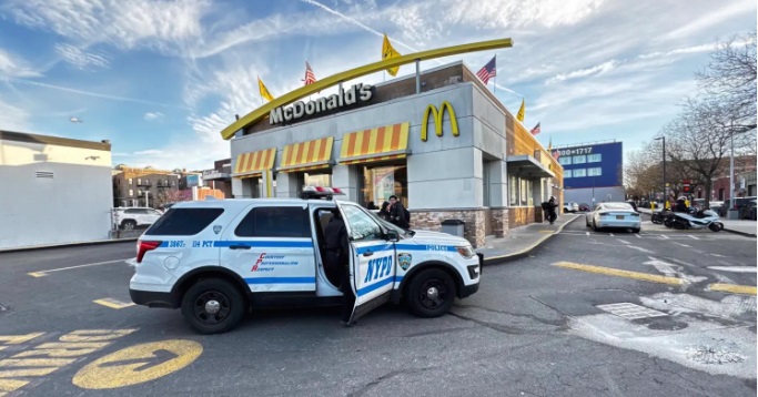 Joven dominicano muere después de ser apuñalado en Queens, Nueva York