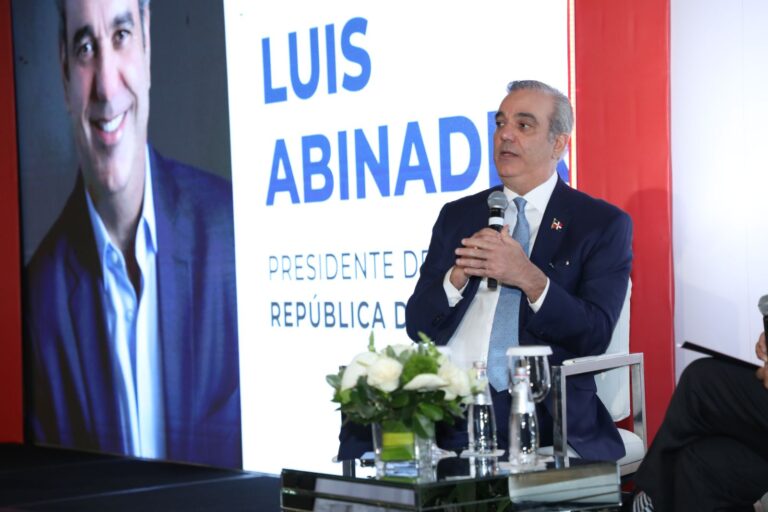 Presidente Abinader afirma que la República Dominicana de hoy está más fuerte, más próspera y más preparada para el futuro que nunca antes