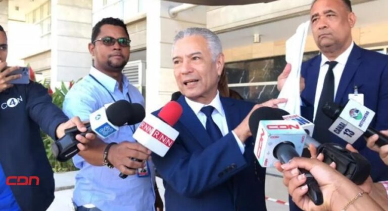 Tribunal levanta arresto domiciliario contra Ángel Lockward por caso Calamar