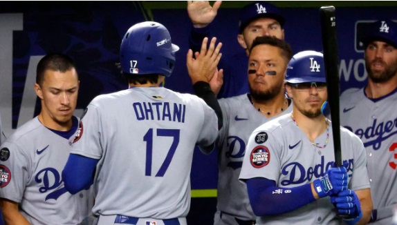 Los Dodgers se imponen a los Cubs en su primer cara a cara en Tokio